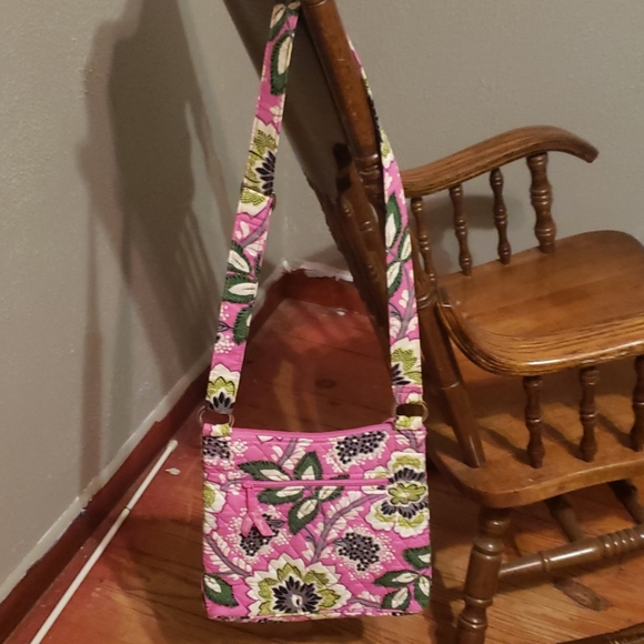 Vera Bradley Handbags - Vera Bradley Crossbody
